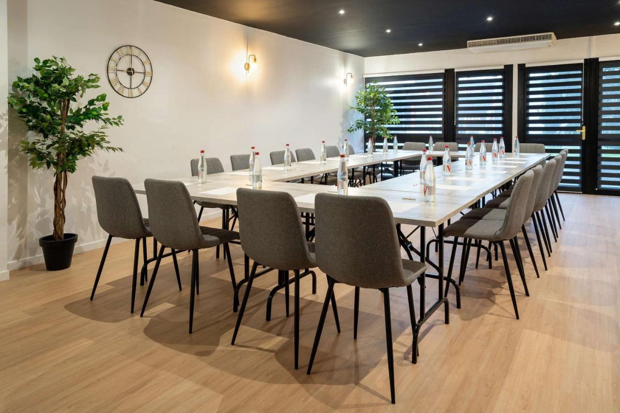 Authentic By Balladins Valenciennes Aéroport Hotel